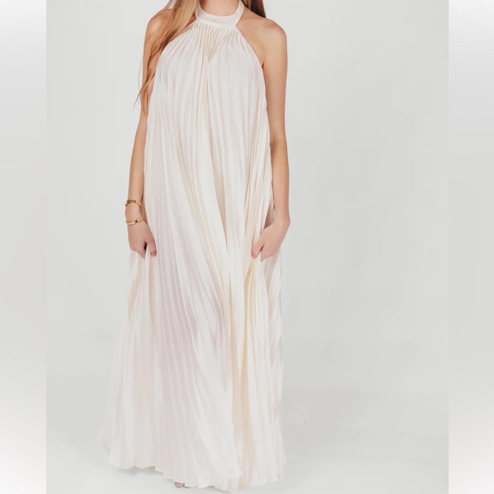 Flowy Cream Maxi Dress, maternity friendly
